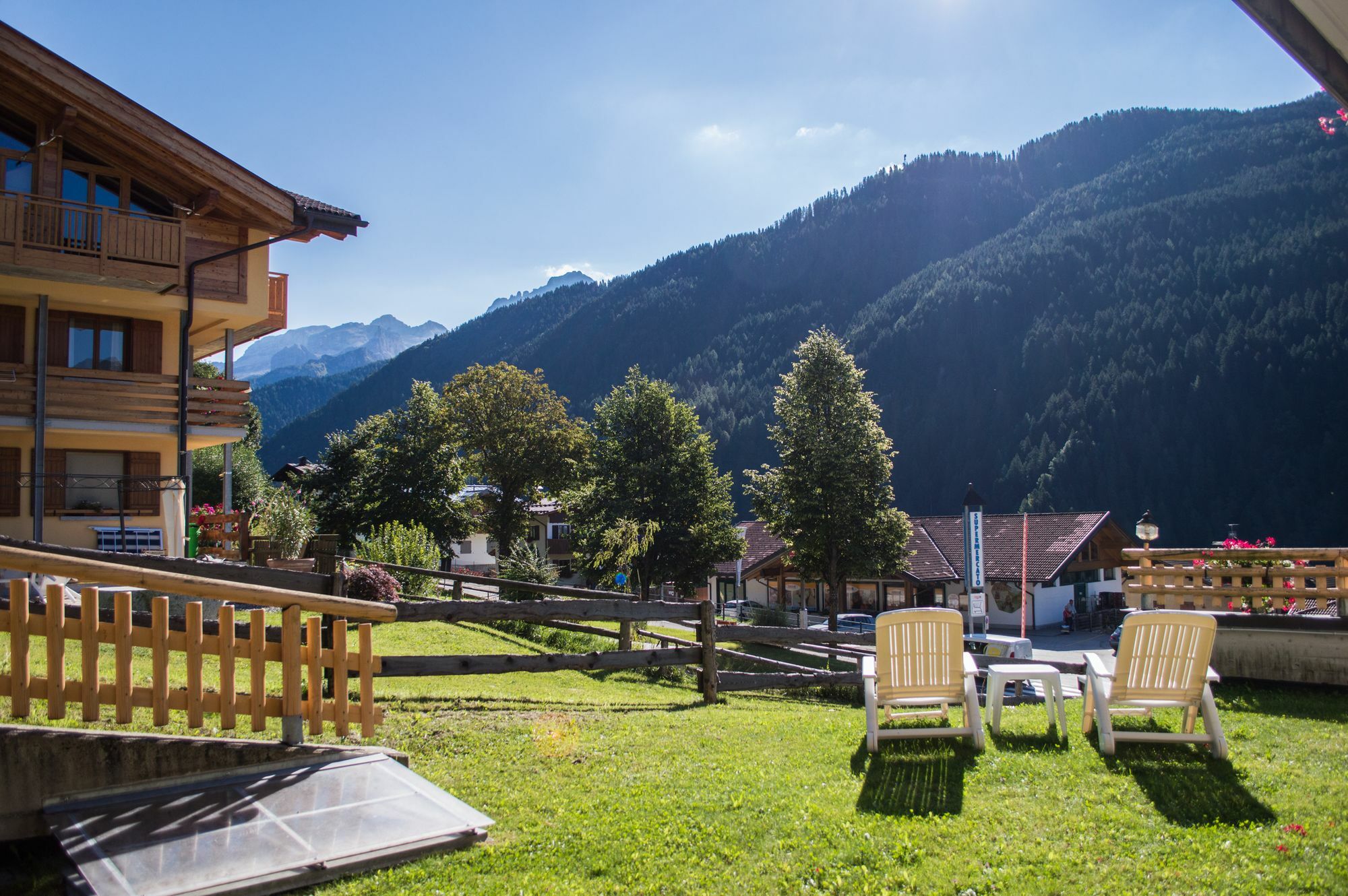 Hotel Garni Sant'Antonio Con Spa Мадонна-ди-Кампильо Экстерьер фото